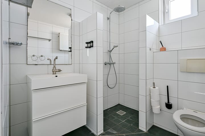 Foto 22 van Henriëtte Roland Holststraat 18