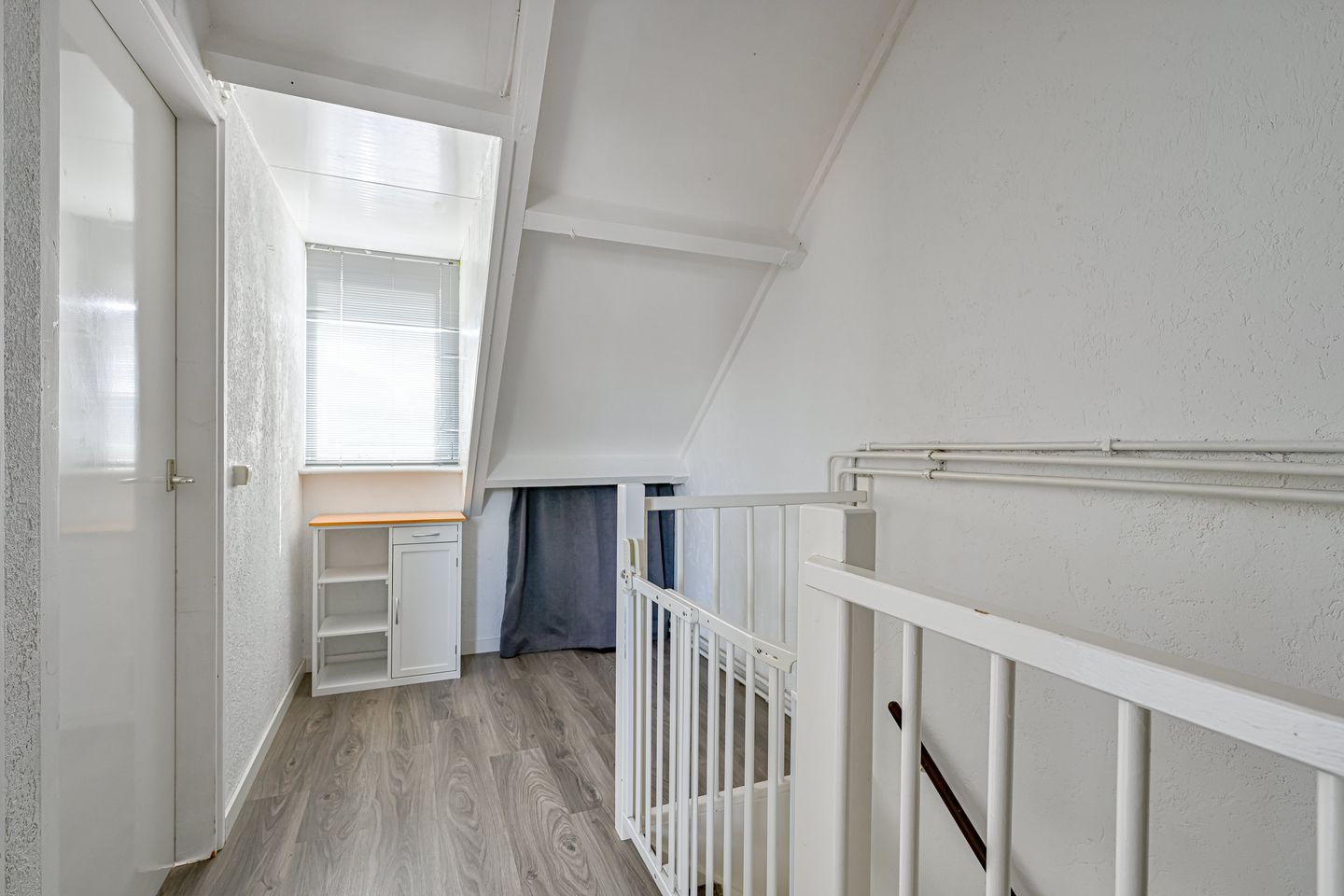 Foto 29 van Henriëtte Roland Holststraat 18