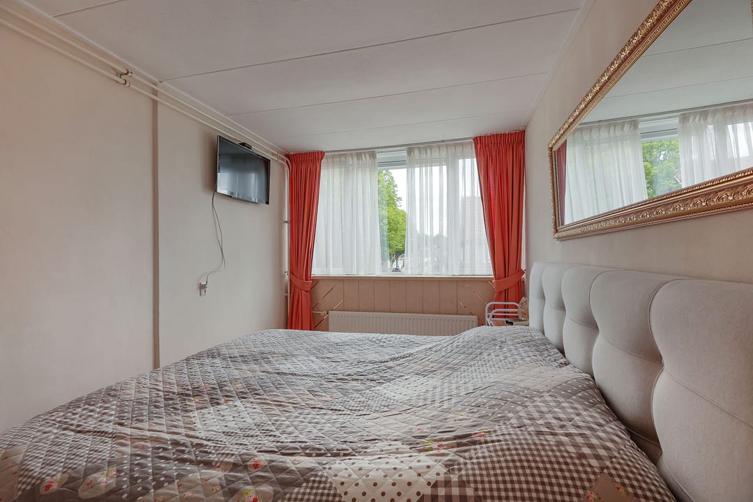 Photo 38 of Narcissenstraat 36