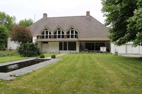 undefined main image