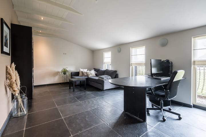 Photo 17 of Geheugden 5