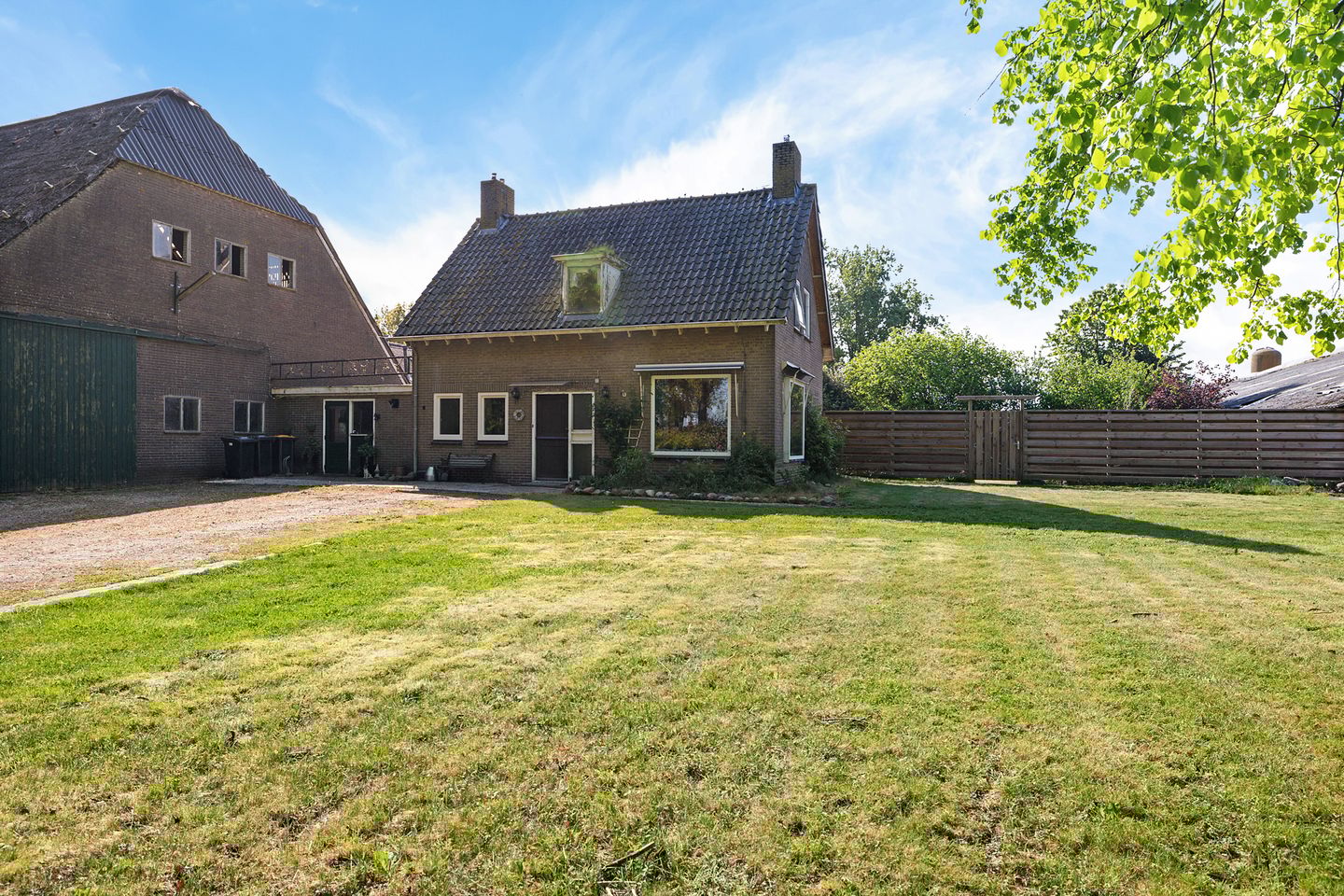 View photo 2 of Bongveenweg 3