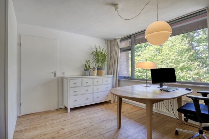 Foto 32 van van Houdringelaan 10