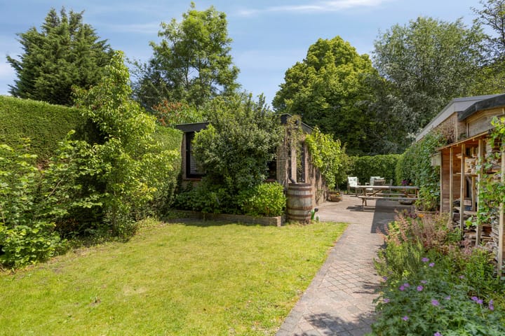 Foto 49 van van Houdringelaan 10