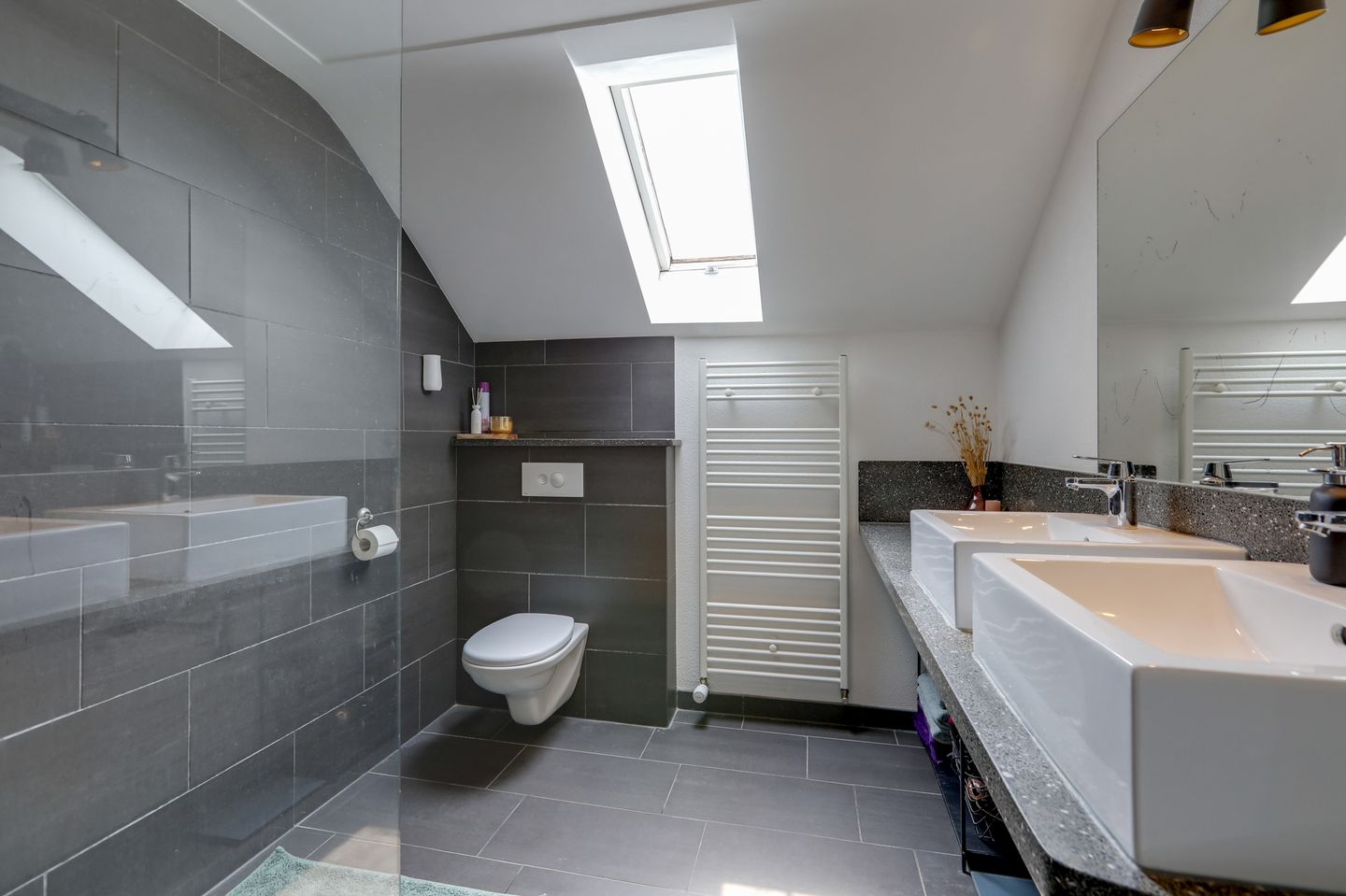 Foto 25 van Huissensestraat 61-1