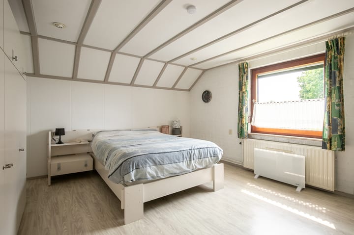 Photo 15 of Sint Petrusstraat 9