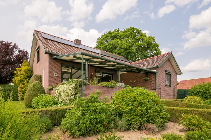 Photo 30 of Sint Petrusstraat 9