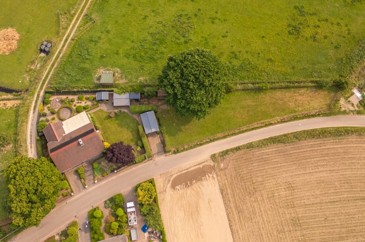 Photo 37 of Sint Petrusstraat 9