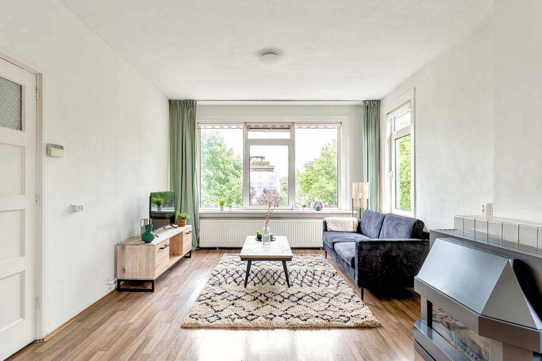 Photo 2 of Statenweg 15-C