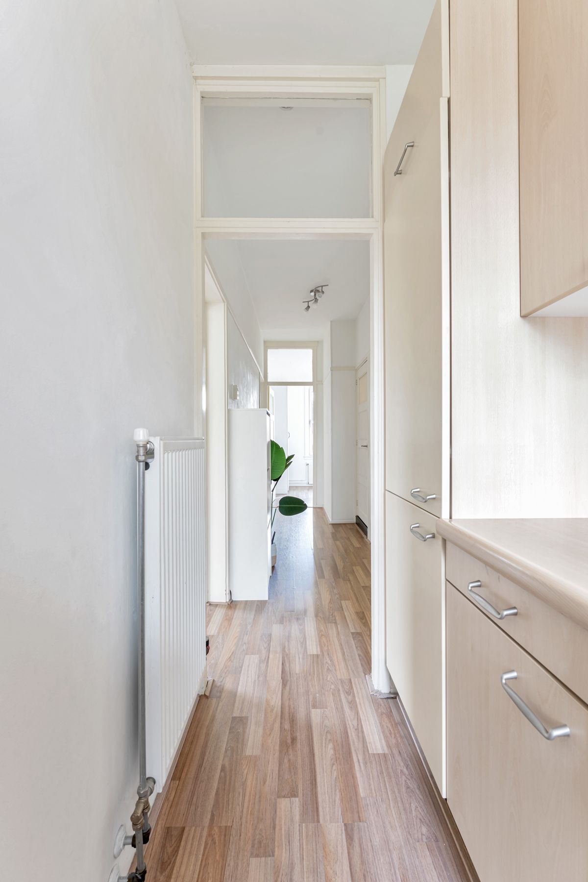 Photo 35 of Statenweg 15-C