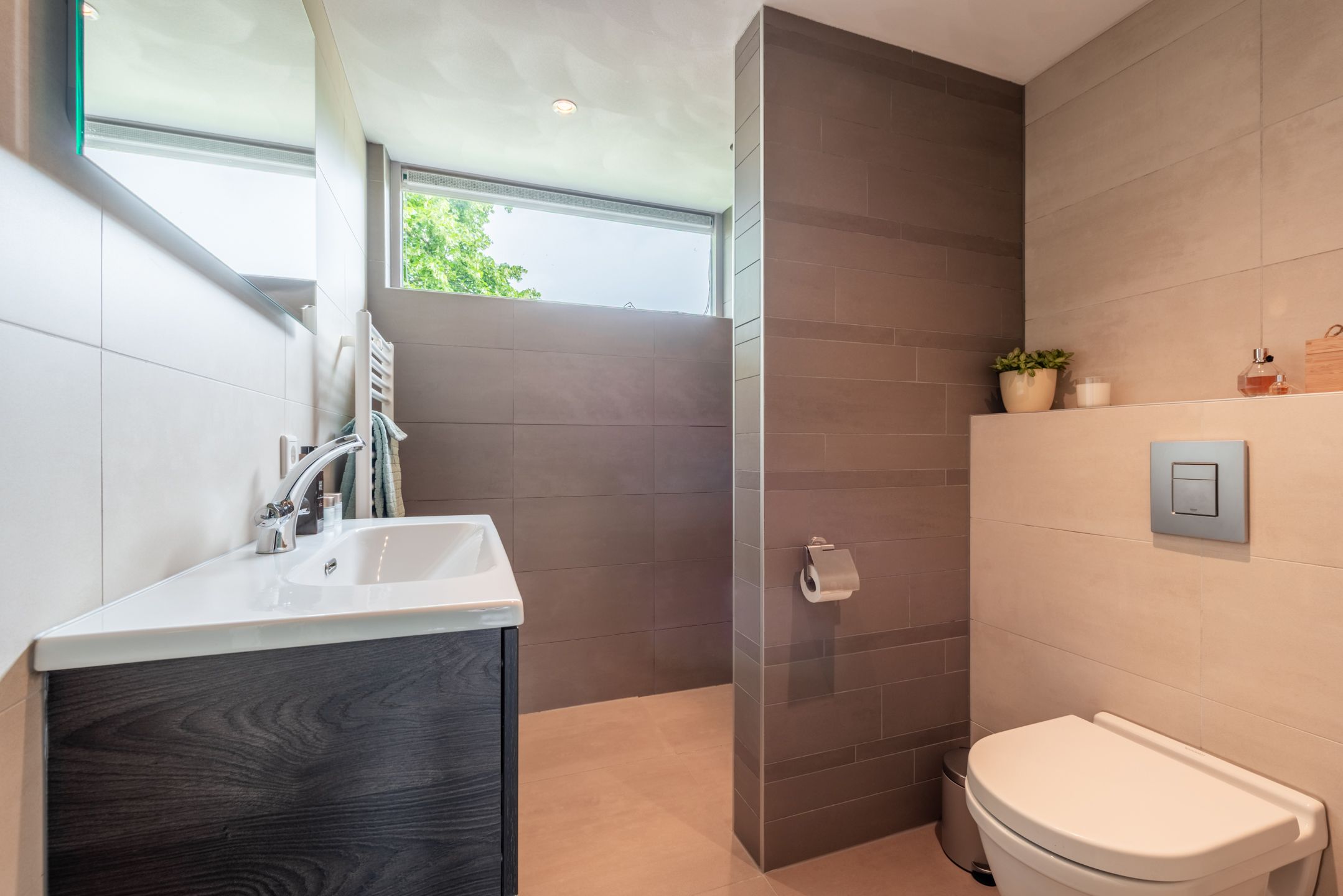 Photo 18 of Bloesem 12-A