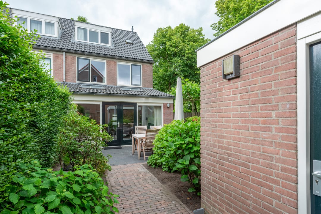 Photo 28 of Bloesem 12-A