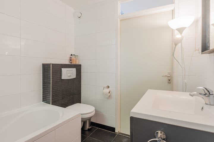 Photo 26 of Roghorst 143