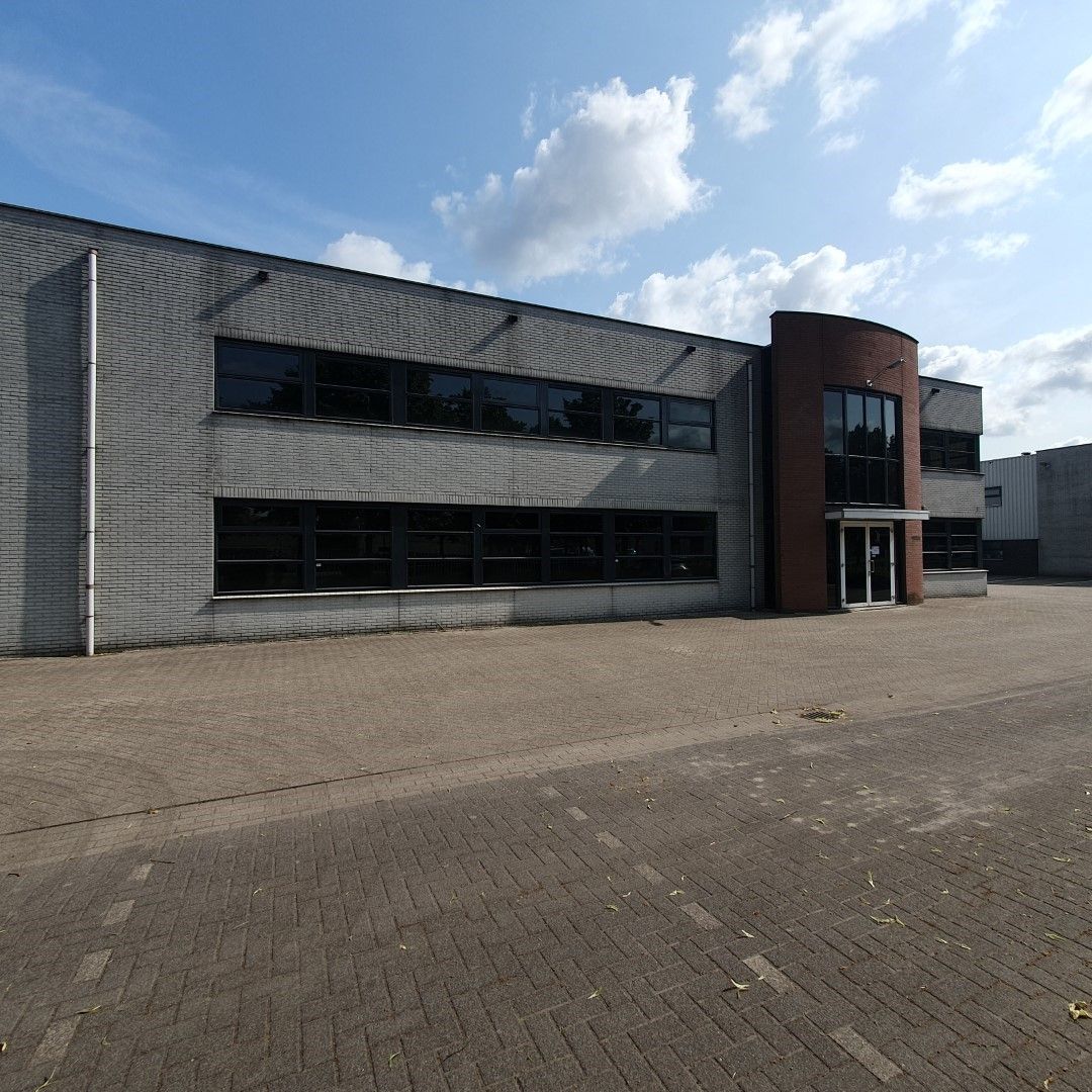 View photo 5 of Vossenbeemd 90