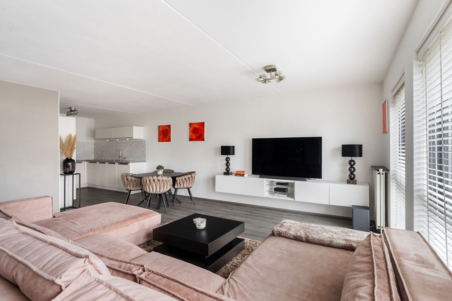 Photo 10 of Avenue Carnisse 255