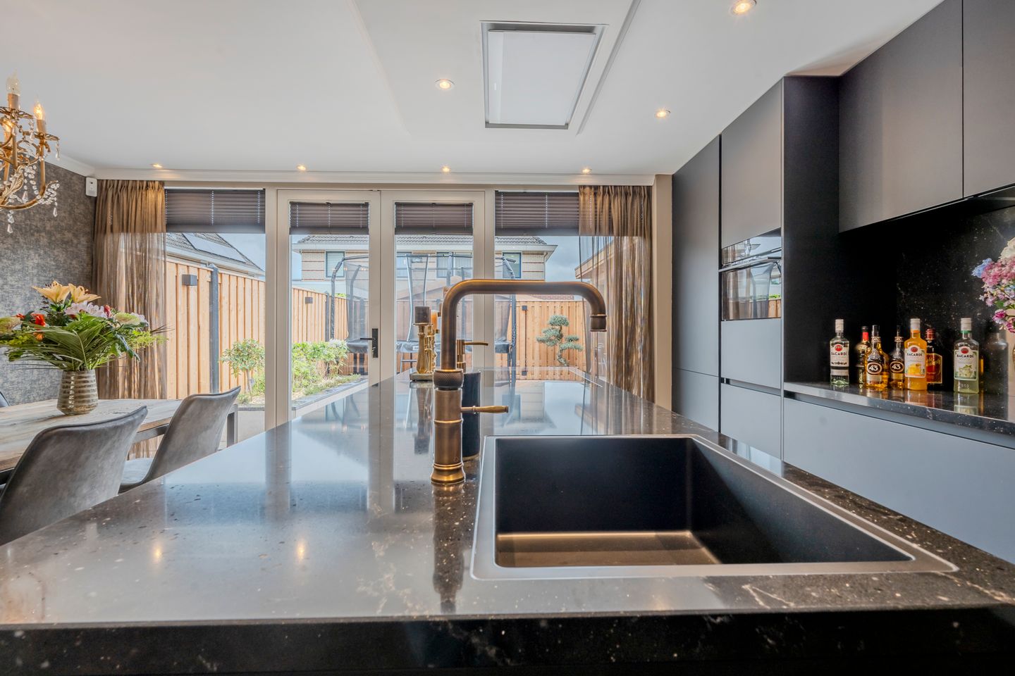 Foto 25 van Hendrik Radijsstraat 6