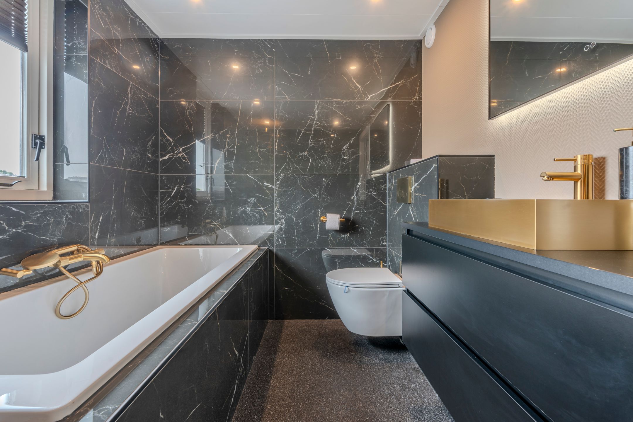 Foto 45 van Hendrik Radijsstraat 6