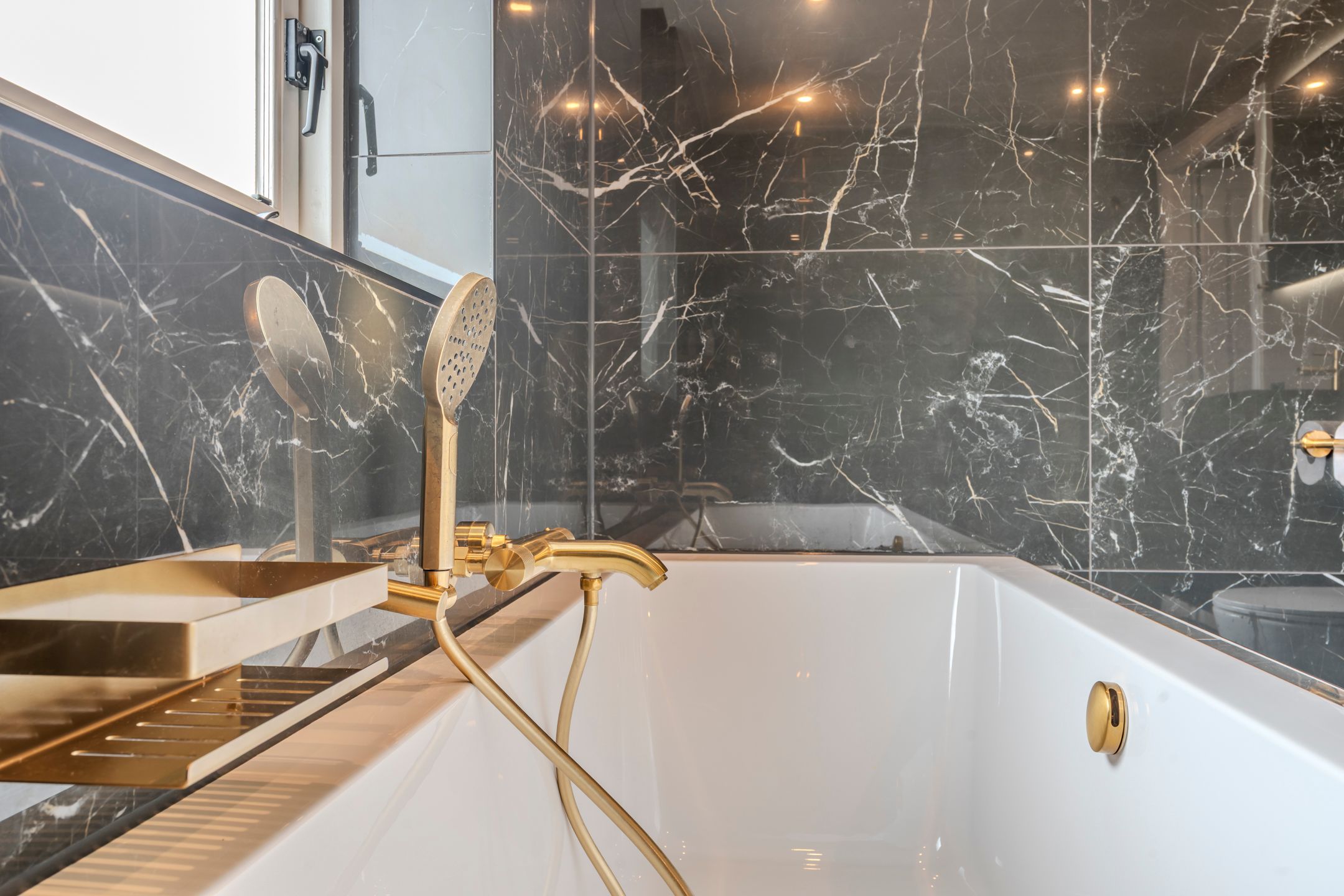 Foto 48 van Hendrik Radijsstraat 6