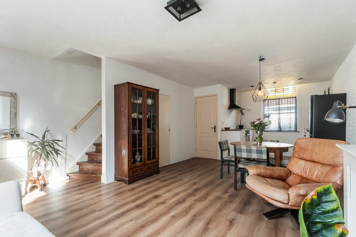 Foto 14 van Lijnzaadstraat 5