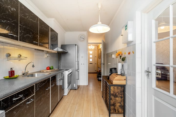 Foto 8 van Dingeldeinstraat 4