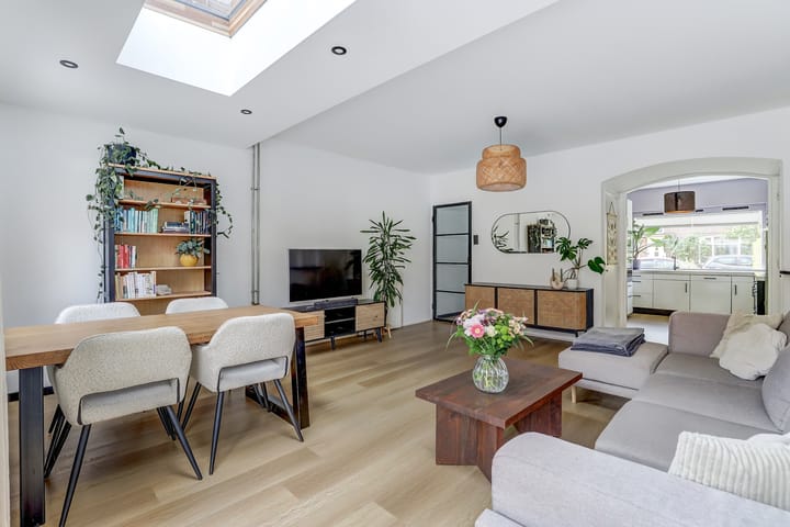 Foto 3 van Barkasstraat 55