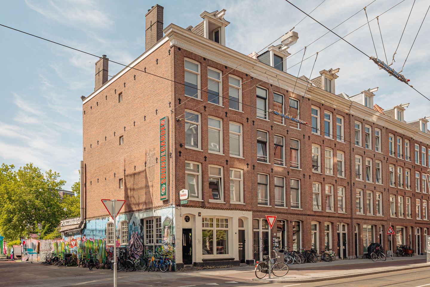 Photo 19 of Marnixstraat 166-3