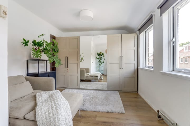 Foto 22 van Barkasstraat 55