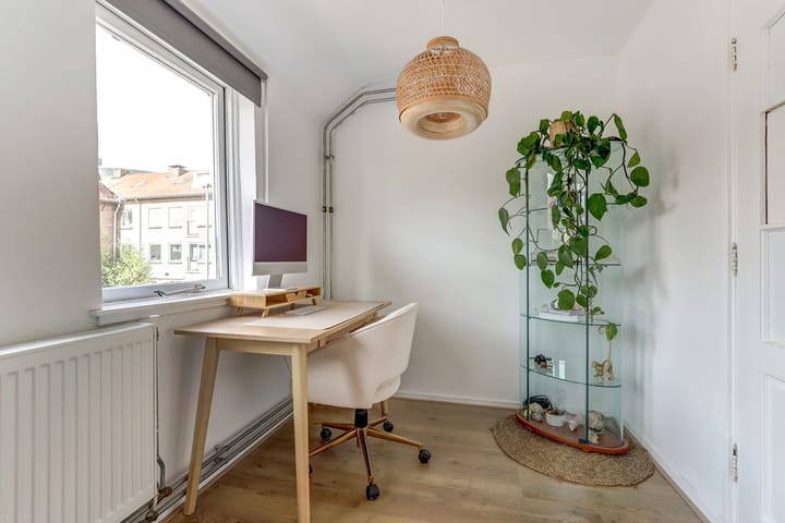 Foto 24 van Barkasstraat 55