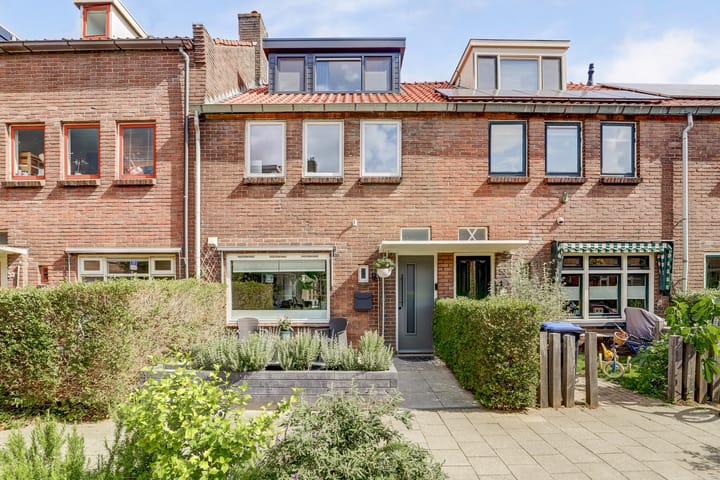 Foto 39 van Barkasstraat 55