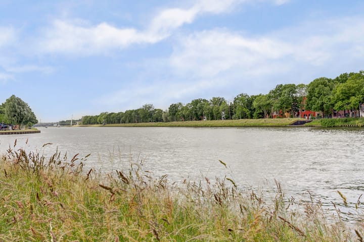 Foto 43 van Barkasstraat 55