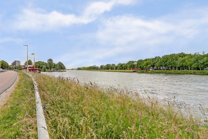 Foto 45 van Barkasstraat 55