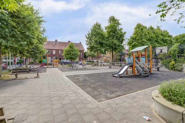 Foto 47 van Barkasstraat 55