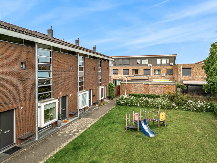 Photo 4 of Zevenblad 72