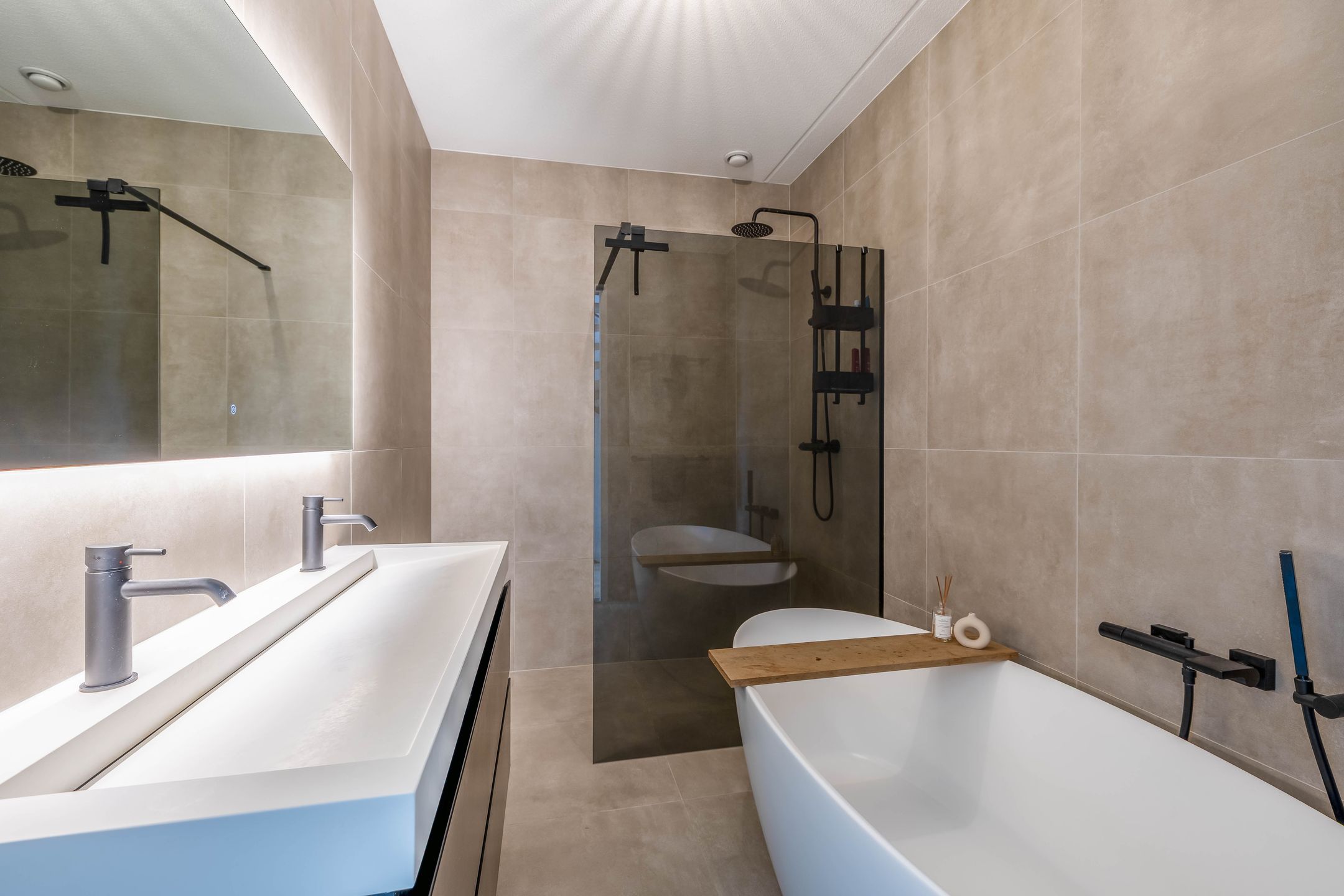 Foto 3 van Metselbij 9