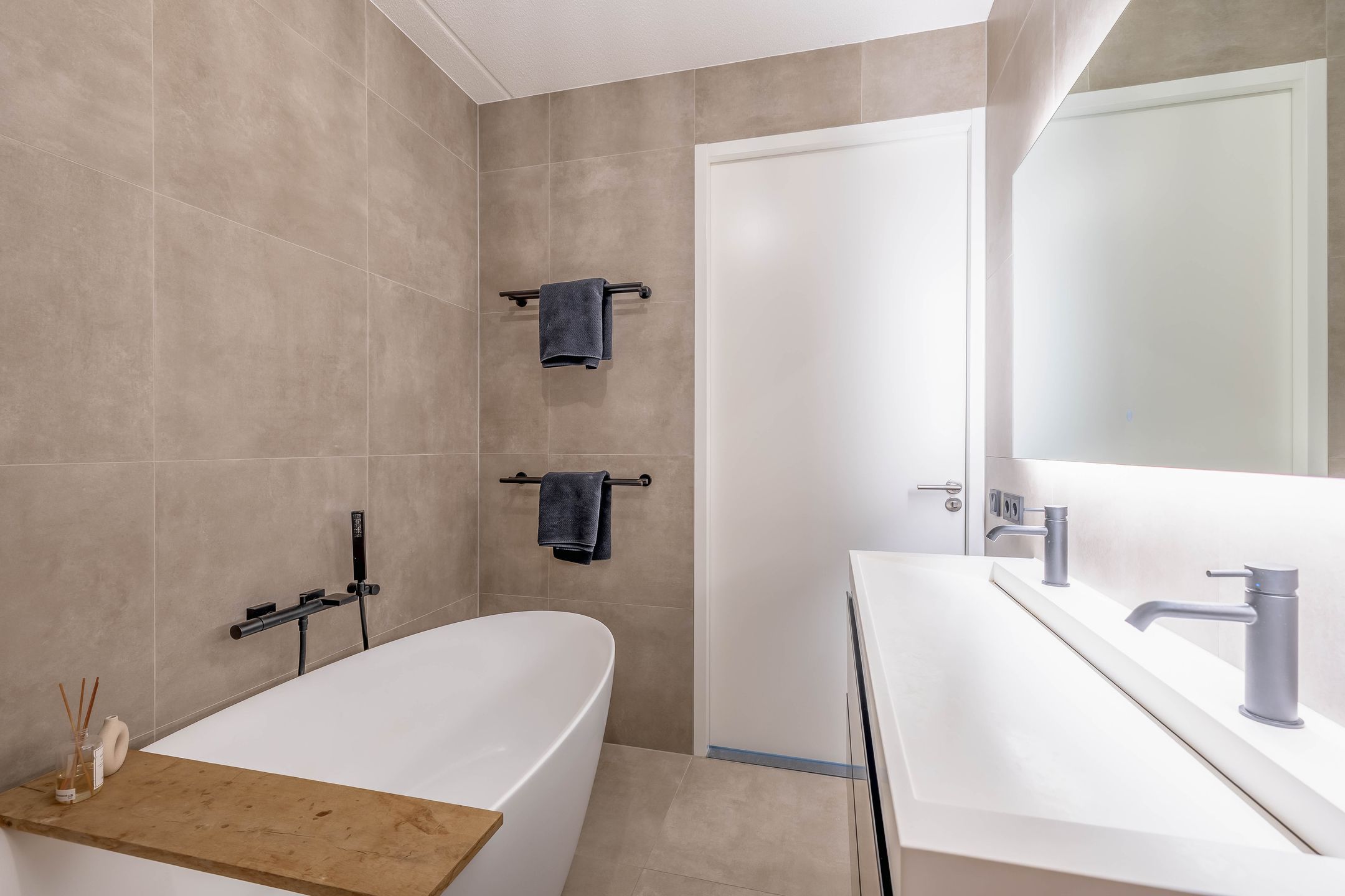 Foto 21 van Metselbij 9