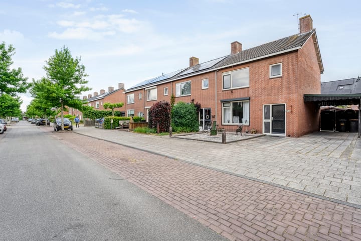 Photo 2 of Leeuwenbekstraat 29