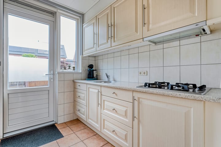 Photo 17 of Leeuwenbekstraat 29