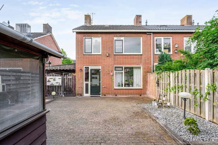 Photo 32 of Leeuwenbekstraat 29
