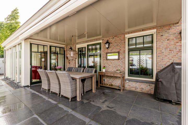 Foto 38 van Hachimanstraat 13