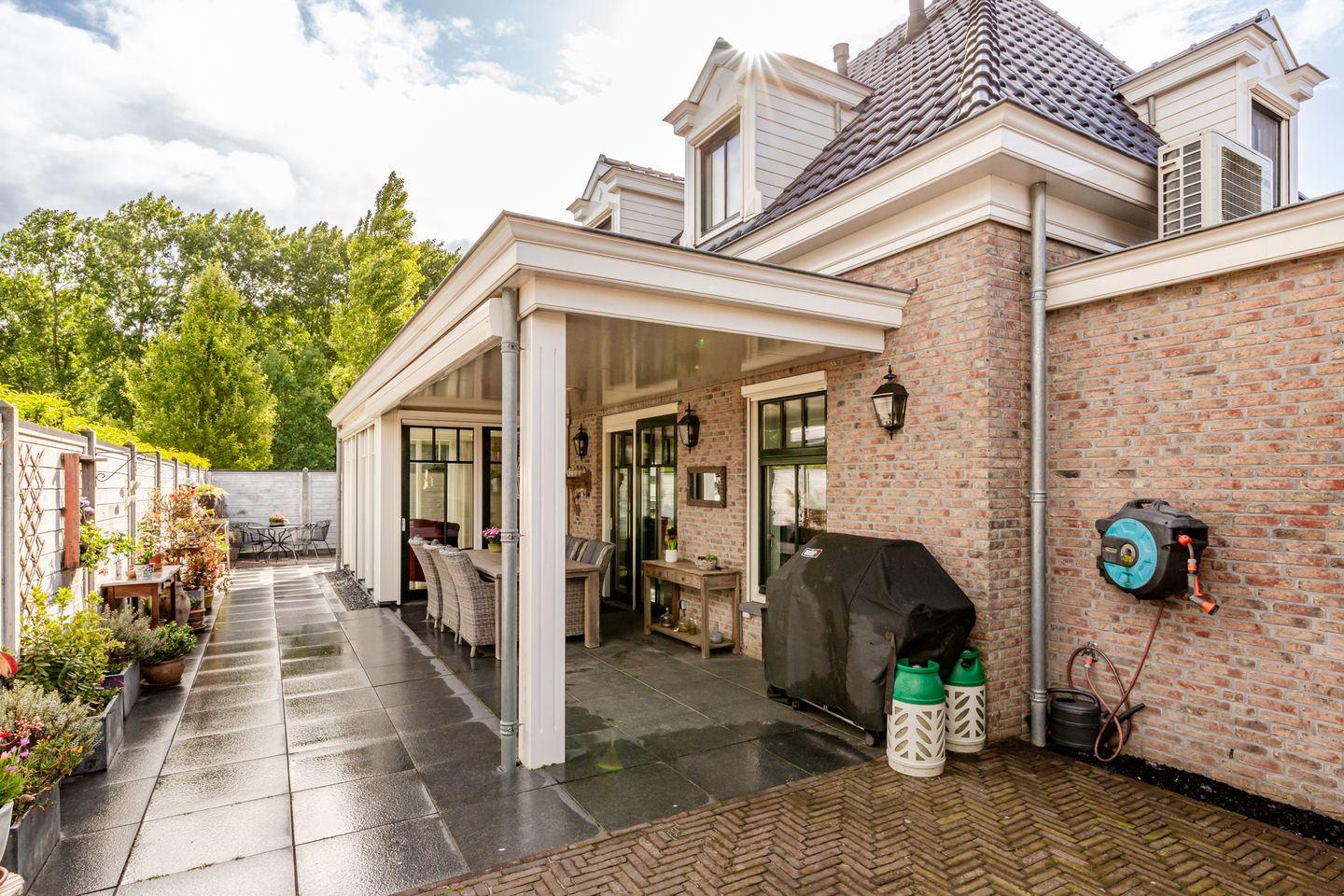 Foto 40 van Hachimanstraat 13