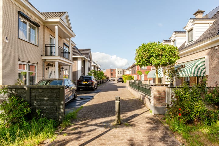 Foto 50 van Hachimanstraat 13