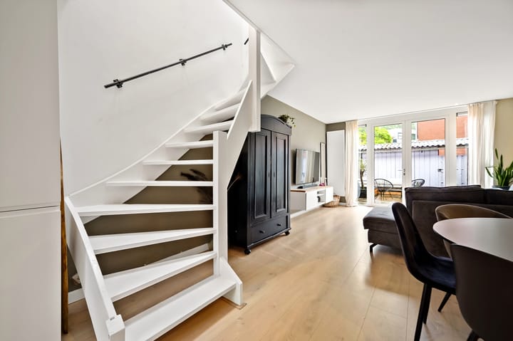 Photo 18 of Anna Boogerd 23