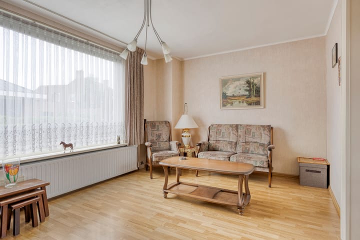 Foto 11 van Voortstraat 6