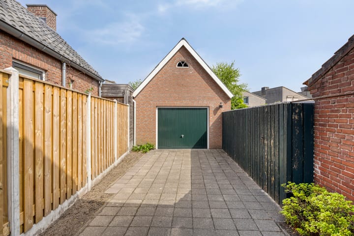 Foto 29 van Voortstraat 6