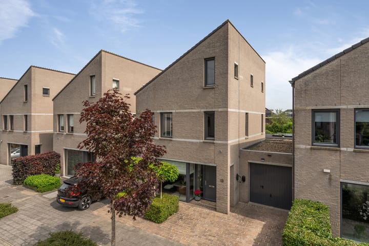 Photo 1 of Vaandrigstraat 13