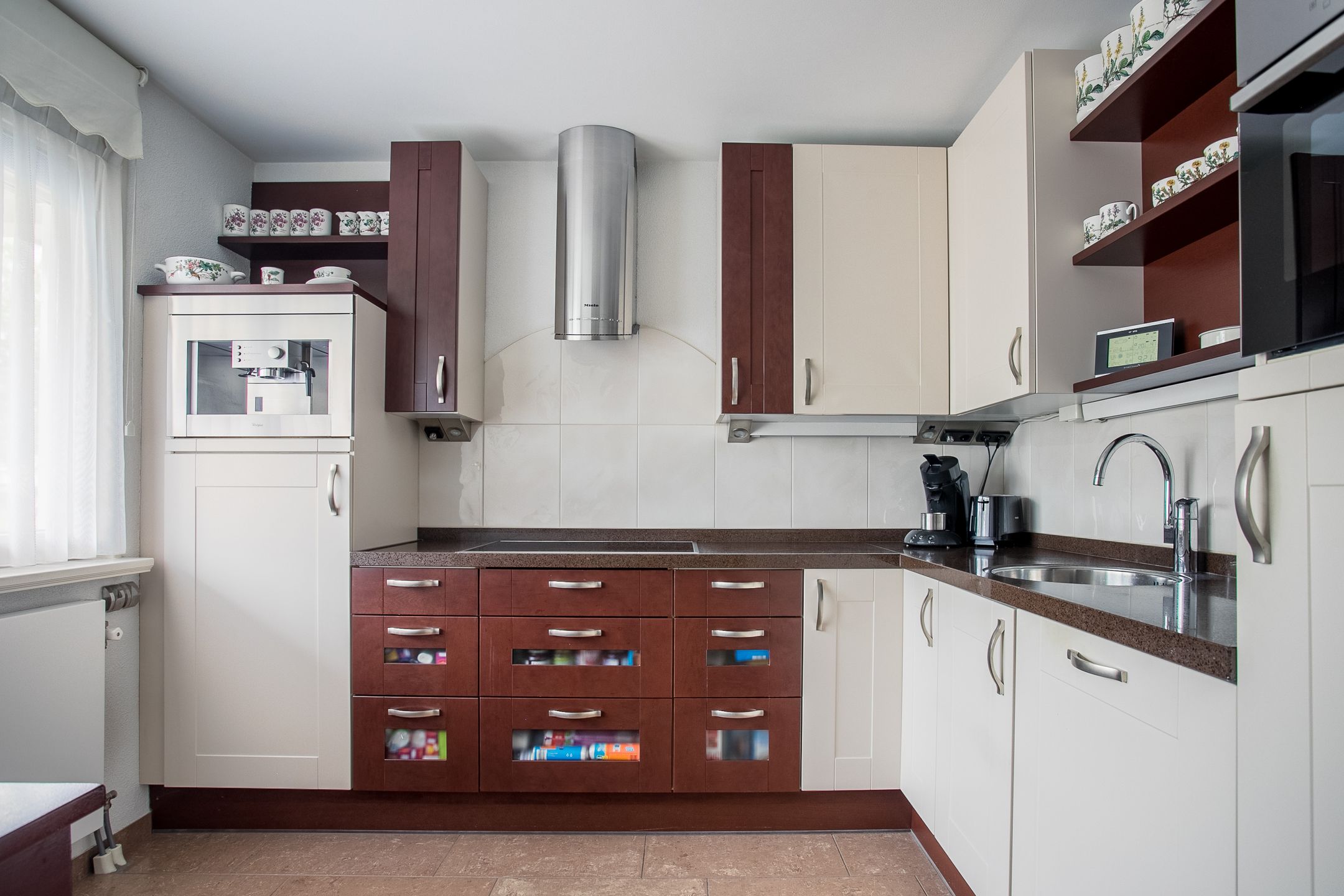 Foto 3 van Medaillon 8