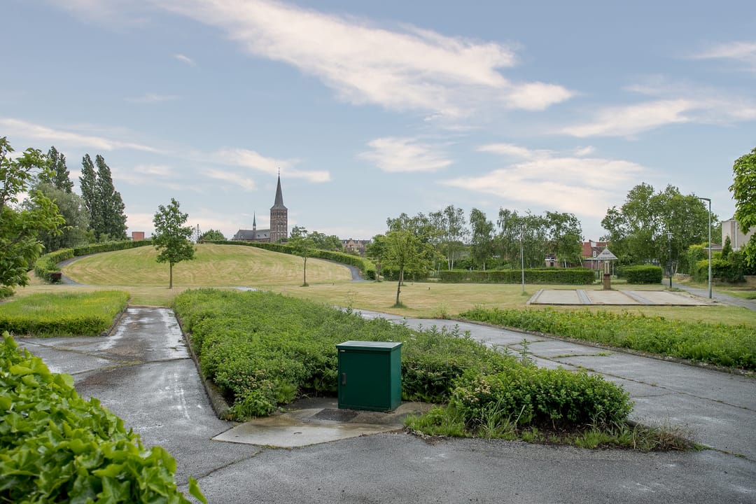 Foto 22 van Medaillon 8