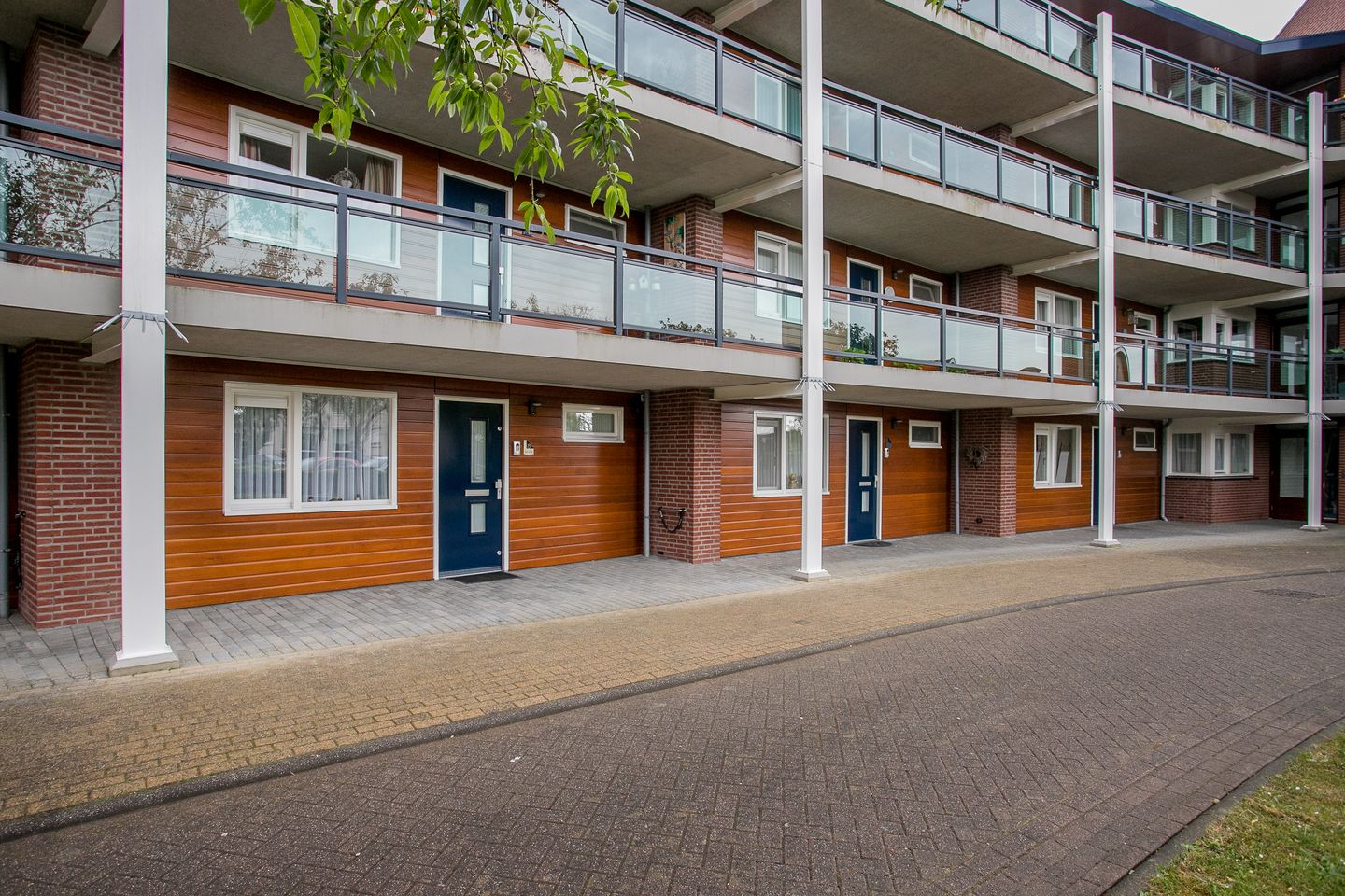 Foto 25 van Medaillon 8