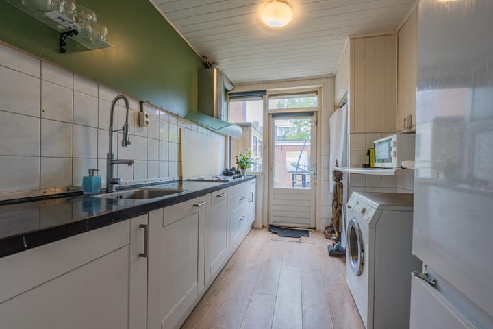 Foto 16 van Burgemeester Van den Steenstraat 10