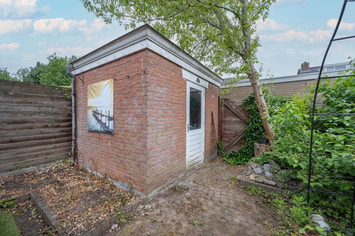 Foto 21 van Burgemeester Van den Steenstraat 10